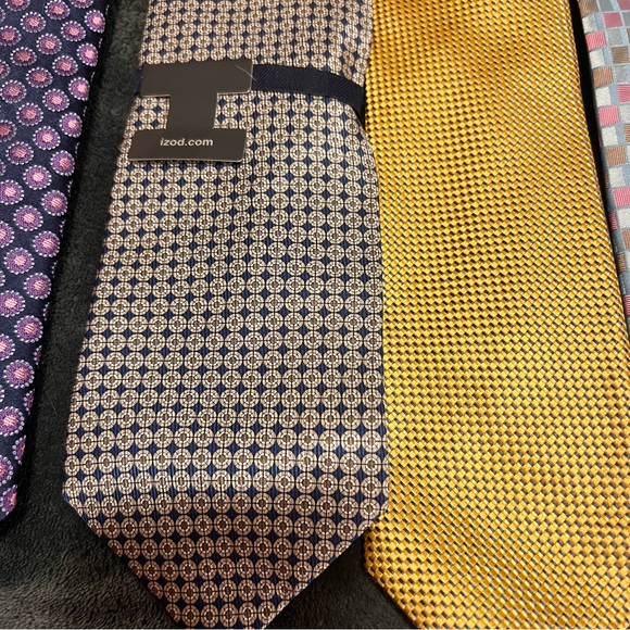 7 Boss, Ted Baker & Michael Kors Men's Tie Set - Multicolor - Picture 3 of 10